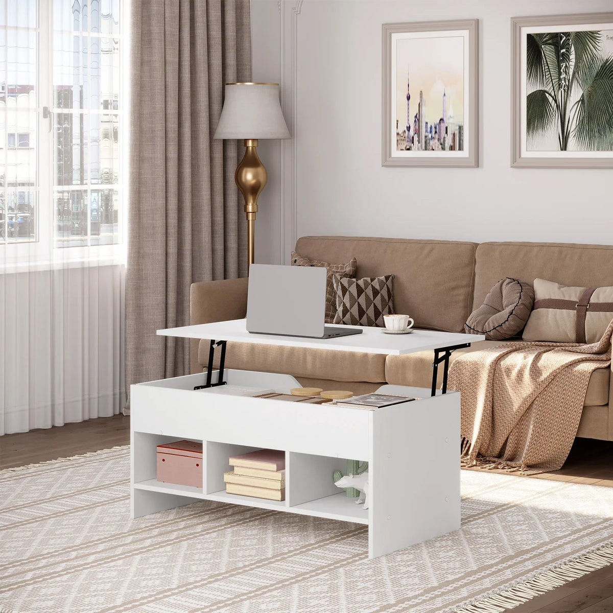 Table basse relevable blanche vue de trois quarts dans un séjour