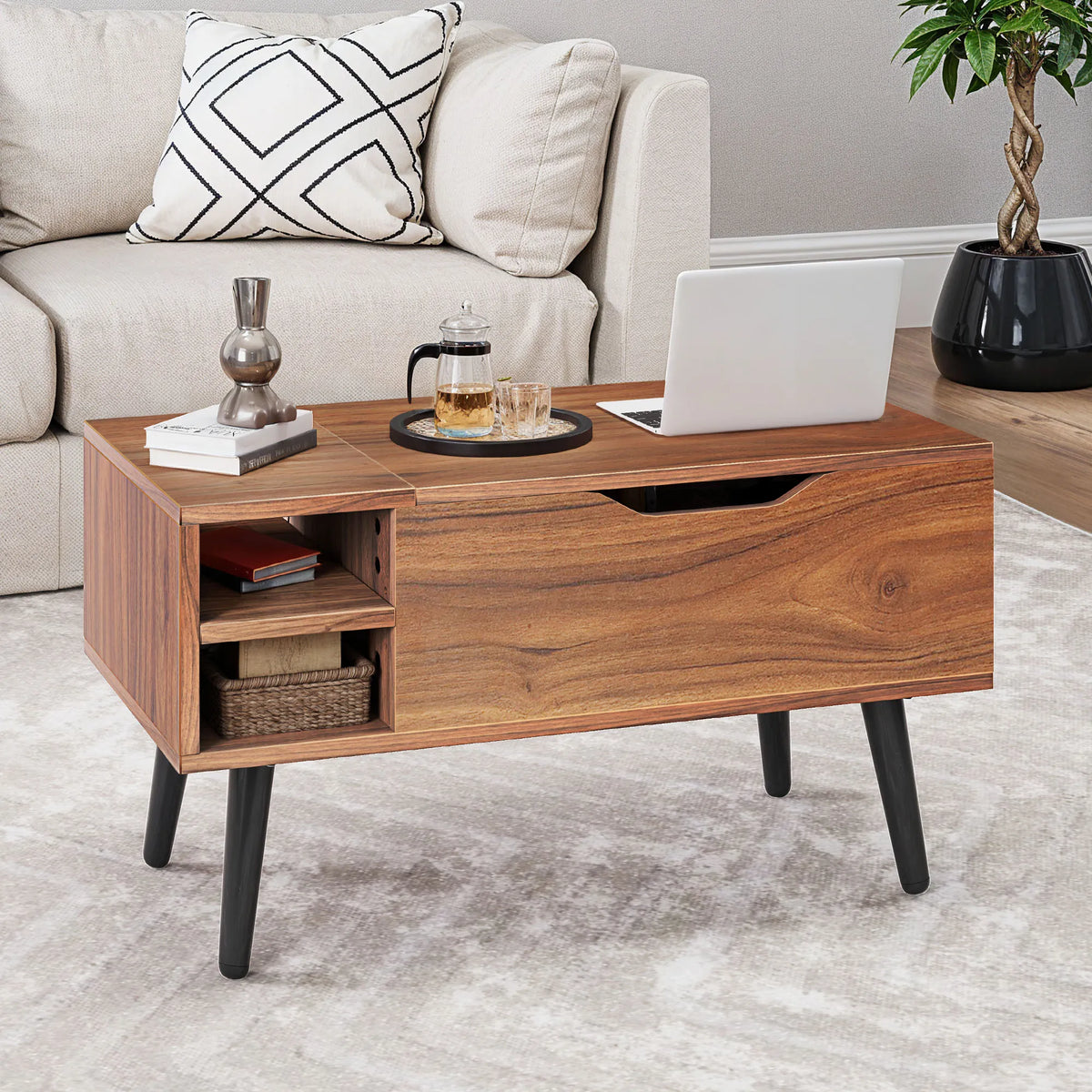 Table basse relevable 80 cm décor chêne rustique dans un salon